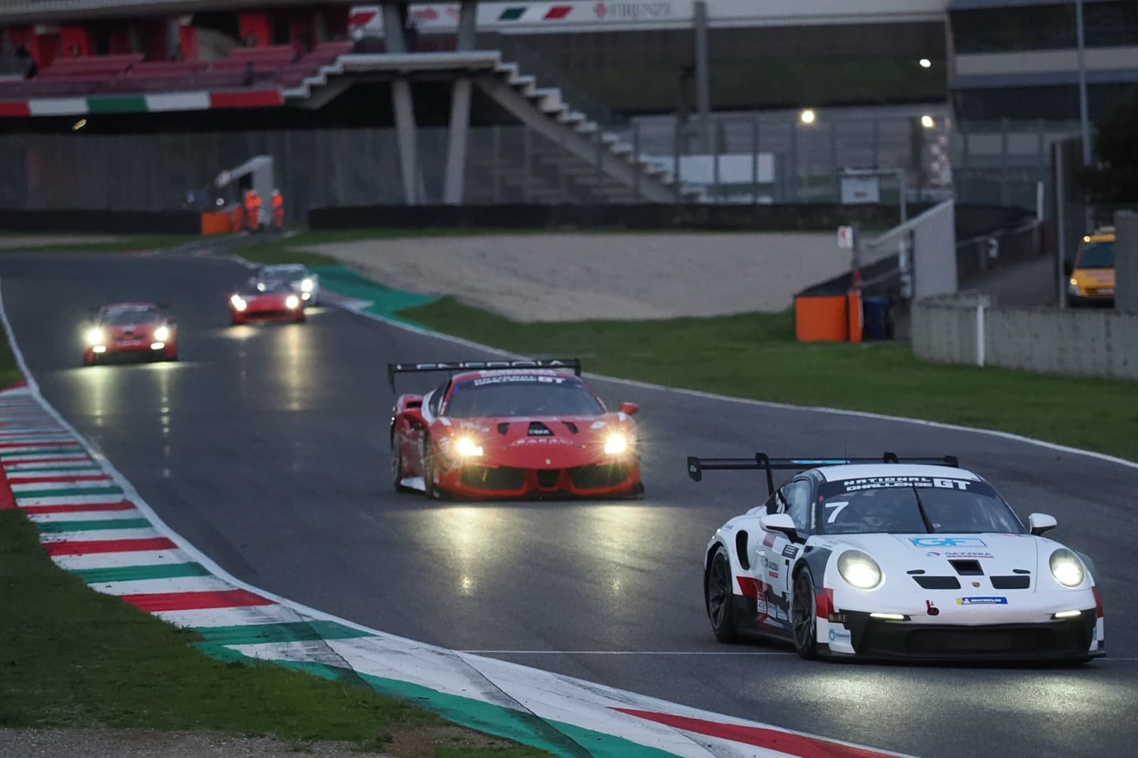 Mugello Racing — Porsche 911 — foto 02