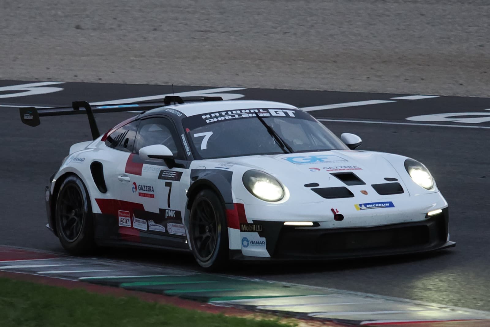 Mugello Racing — Porsche 911 — foto 04